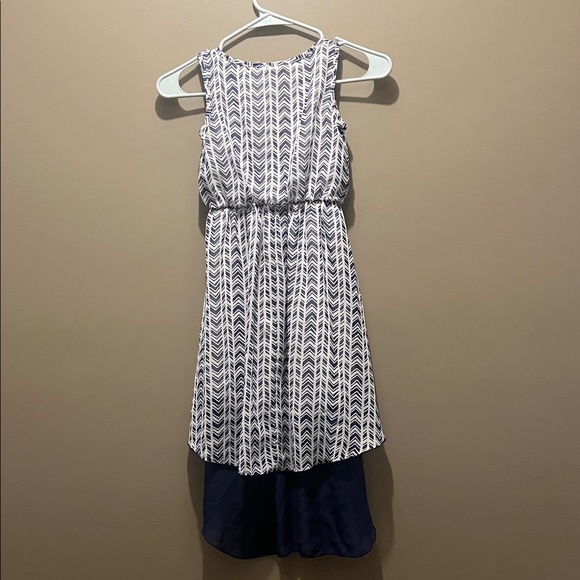 Chic Navy and White Patterned Dress - Picture 6 of 6